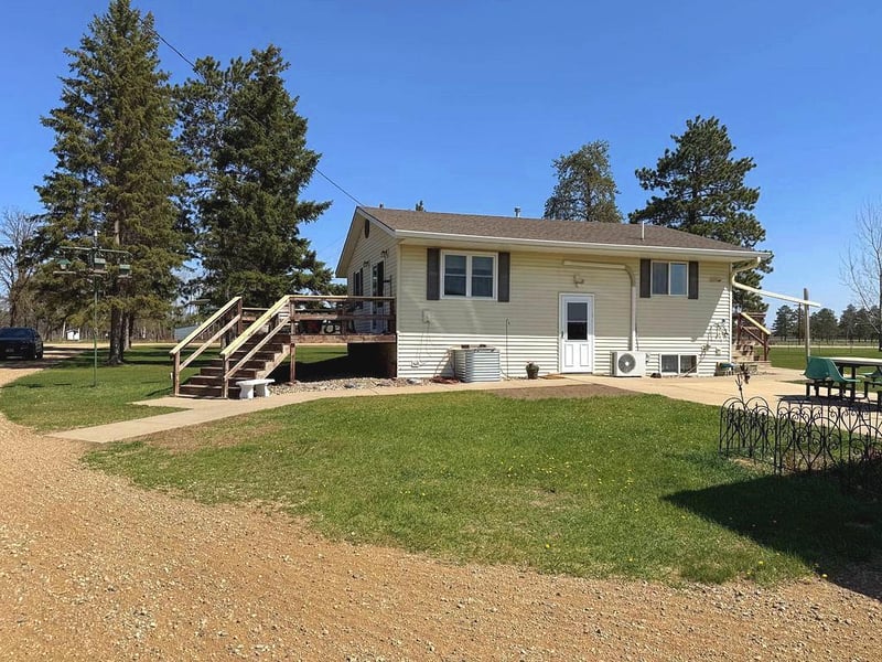 16515 300th St, Sebeka, MN 56477