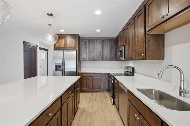 503 Sundance St, Amery, WI 54001