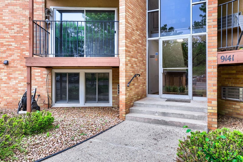 9141 Highway 55 #203, Golden Valley, MN 55427