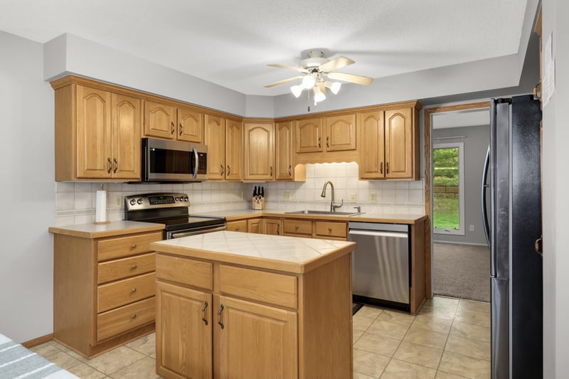 11140 Abbott Ln, Minnetonka, MN 55343