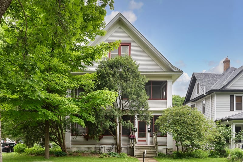 1854 Laurel Ave, Saint Paul, MN 55104