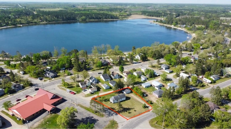 17 Balsam Ave NW, Menahga, MN 56464