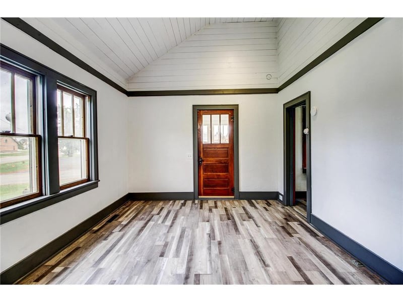 17 Balsam Ave NW, Menahga, MN 56464