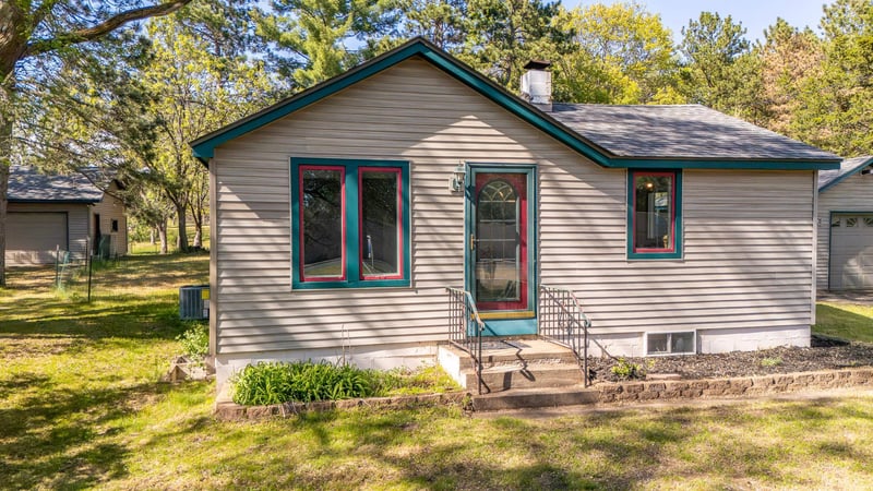 501 Main St NW, Coon Rapids, MN 55448