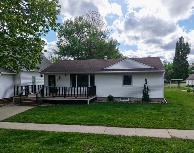 722 Adams Ave, Westbrook, MN 56183