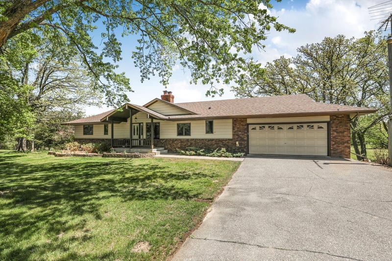 18542 Driftwood Rd, Clearwater, MN 55320