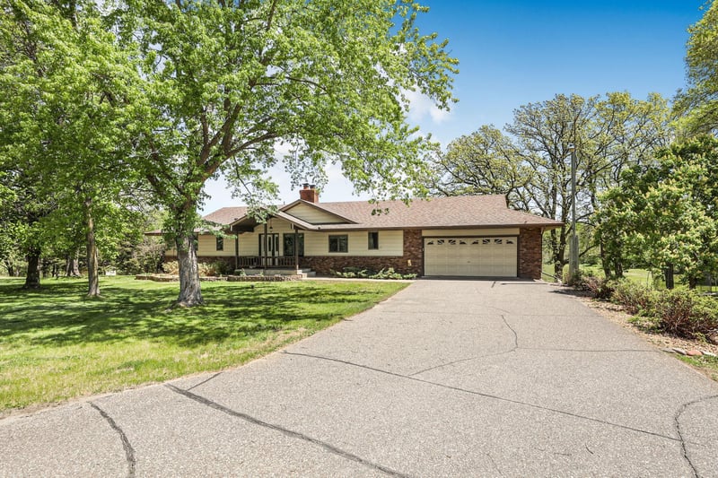 18542 Driftwood Rd, Clearwater, MN 55320