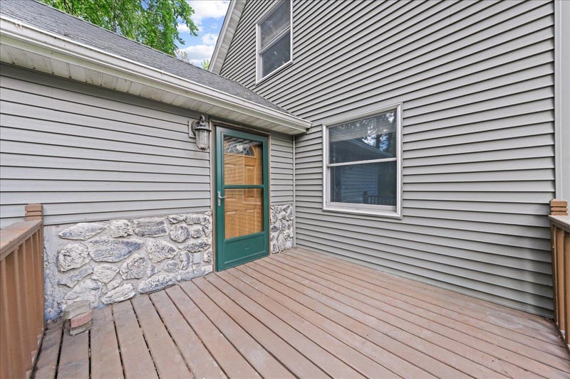 28110 Old Towne Rd, Chisago City, MN 55013