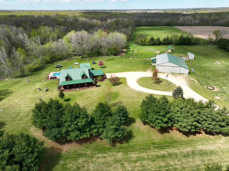 171 30th St, Clear Lake, WI 54005