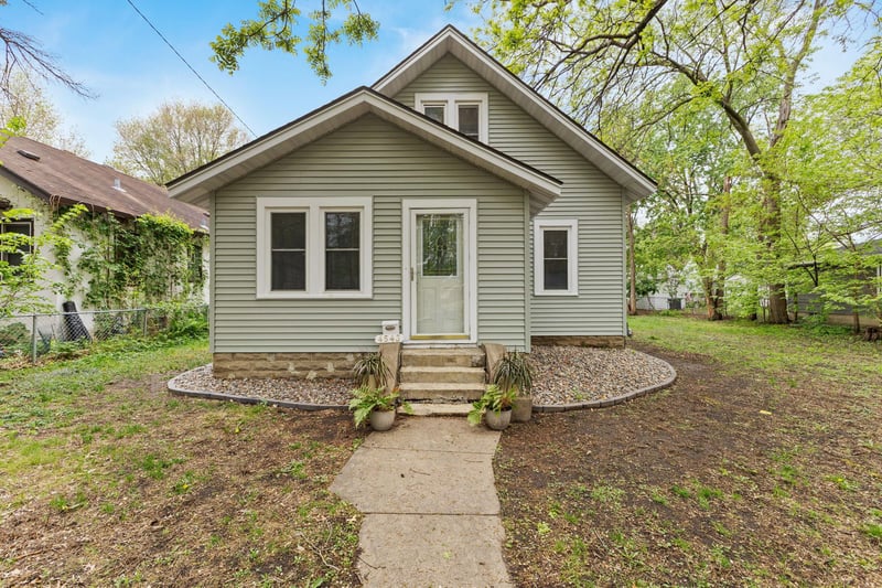 4543 Penn Ave N, Minneapolis, MN 55412