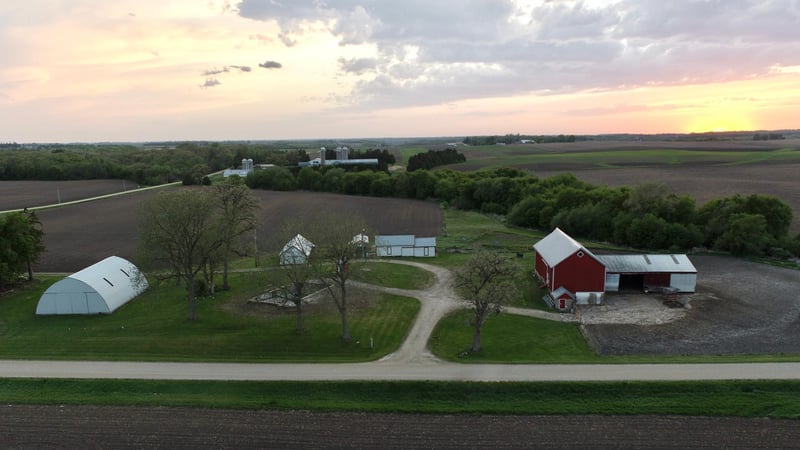 40889 90th Ave, Kenyon, MN 55946