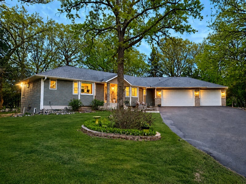 13995 Woodland Ct, Becker, MN 55308