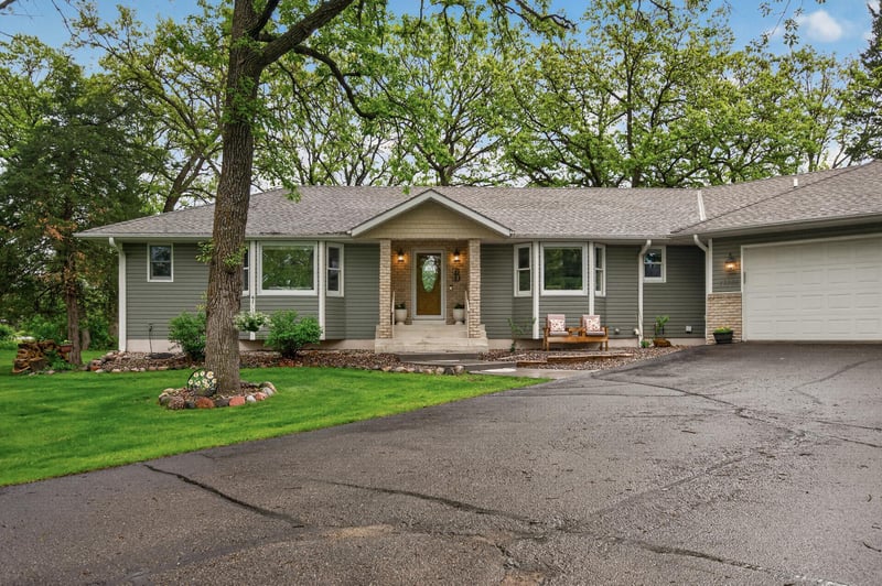 13995 Woodland Ct, Becker, MN 55308