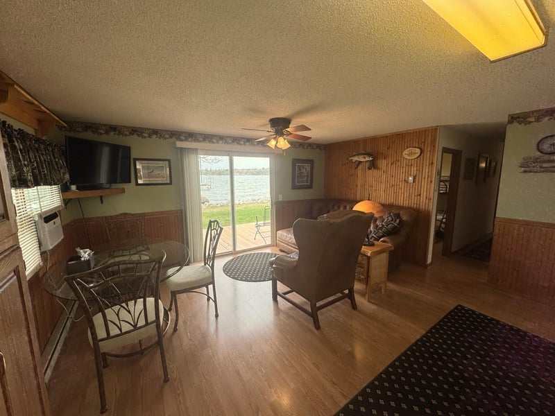 42895 Sunshine Villa Dr #2, New York Mills, MN 56567