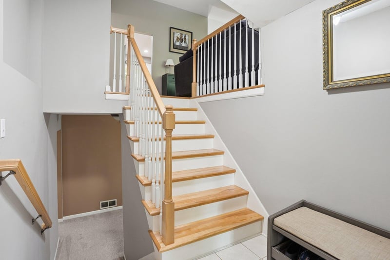 15074 Woodhill Trl, Eden Prairie, MN 55346