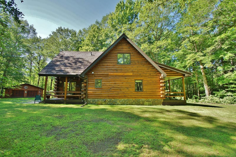 8654 N Ochu Rd, Hayward, WI 54843