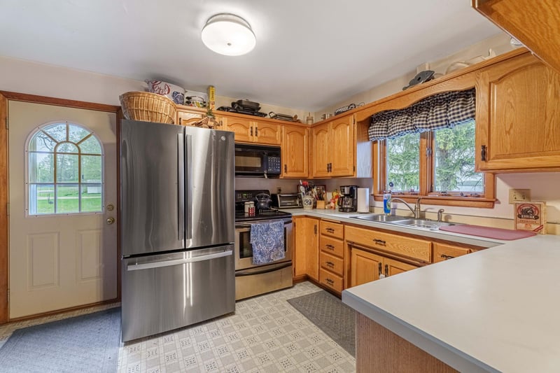 22465 Seifert Beach Rd, Pelican Rapids, MN 56572