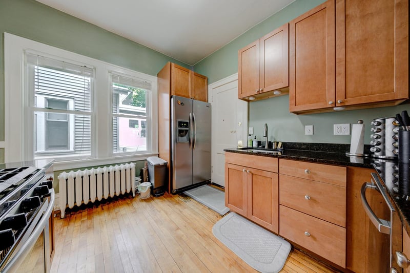 3229 Hennepin Ave S, Minneapolis, MN 55408