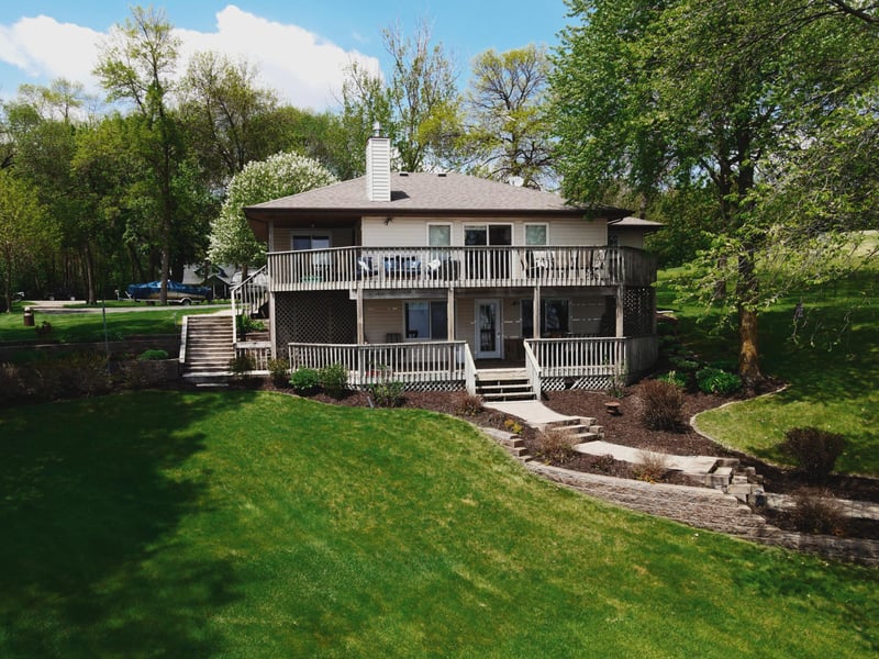 11621 Maple Springs Dr SE, Alexandria, MN 56308