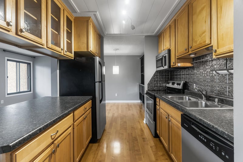 4110 Rahn Rd #223, Eagan, MN 55122
