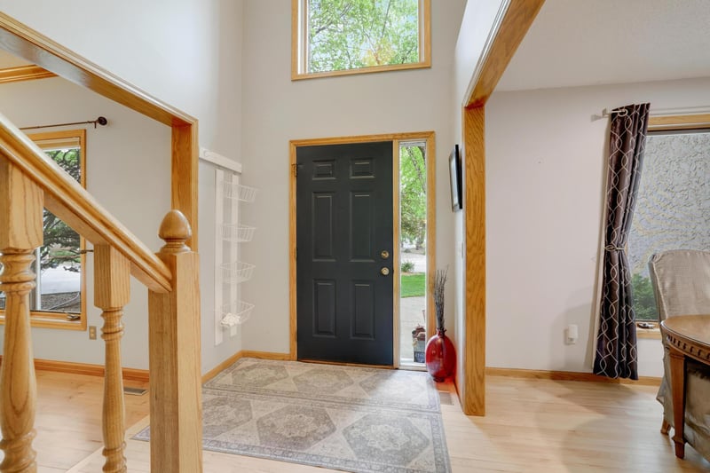 3757 Bayberry Ln, Eagan, MN 55123