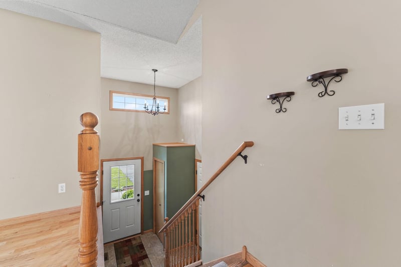 851 Forest City Blvd NW, Maple Lake, MN 55358