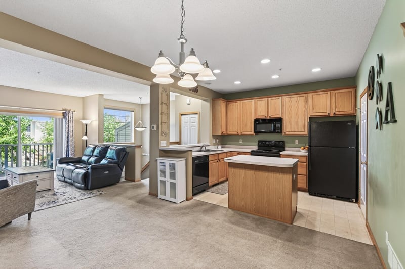 13936 52nd Ave N, Plymouth, MN 55446