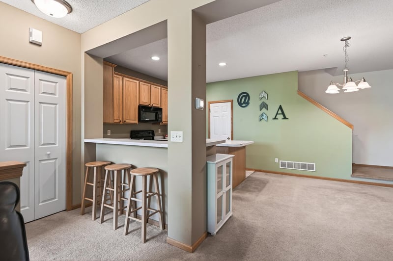 13936 52nd Ave N, Plymouth, MN 55446