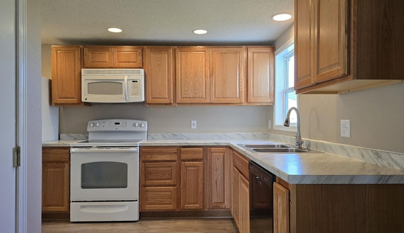707 Irvine Ave NW, Bemidji, MN 56601