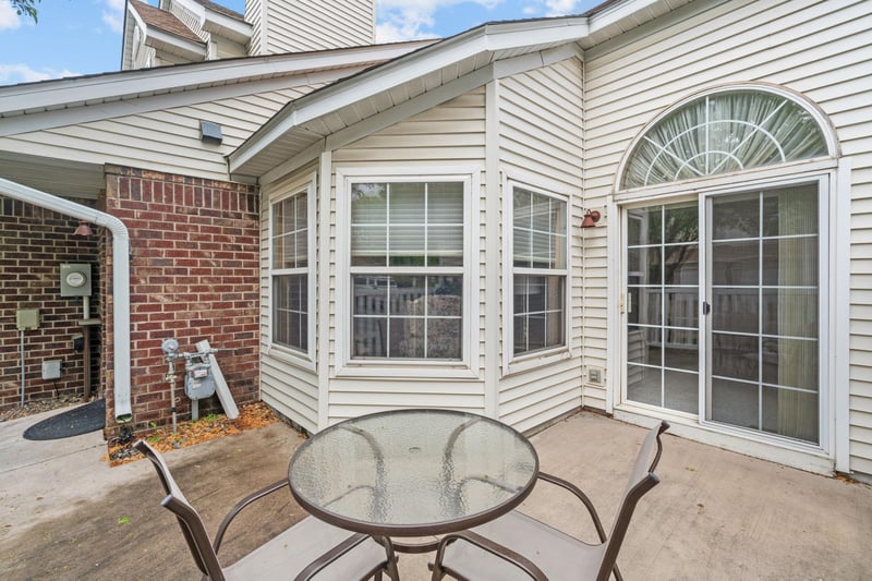 538 Queens Gate, New Brighton, MN 55112