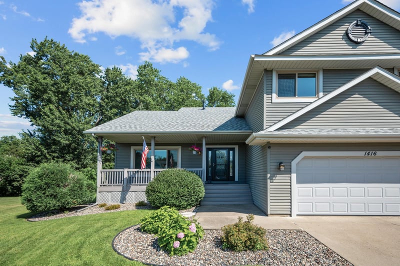 1416 Pinefield Ct, White Bear Lake, MN 55110