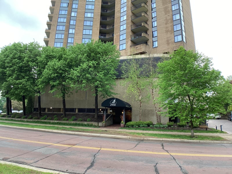 2950 Dean Pw #604, Minneapolis, MN 55416