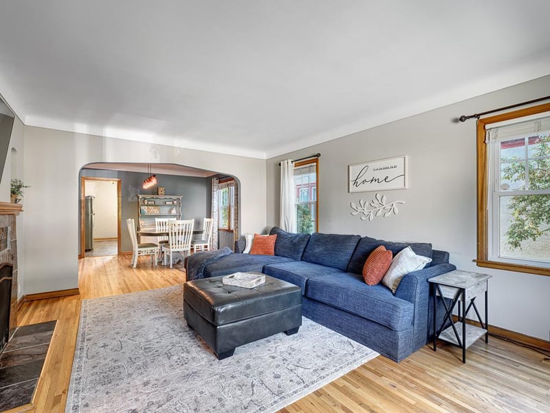 245 5th Ave S, South Saint Paul, MN 55075