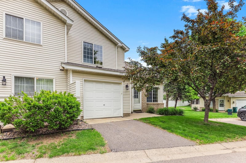 2333 Williams Dr, Burnsville, MN 55337