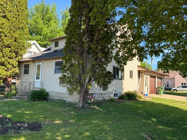 210 Front St E, Fulda, MN 56131