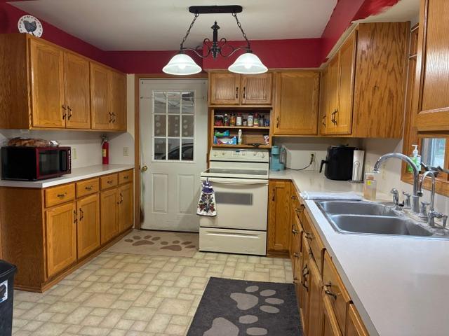 210 Front St E, Fulda, MN 56131