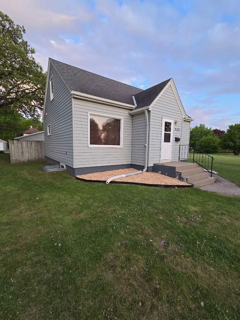 509 17th St S, Benson, MN 56215