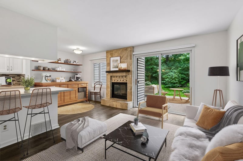 47 River Woods Ln, Burnsville, MN 55337