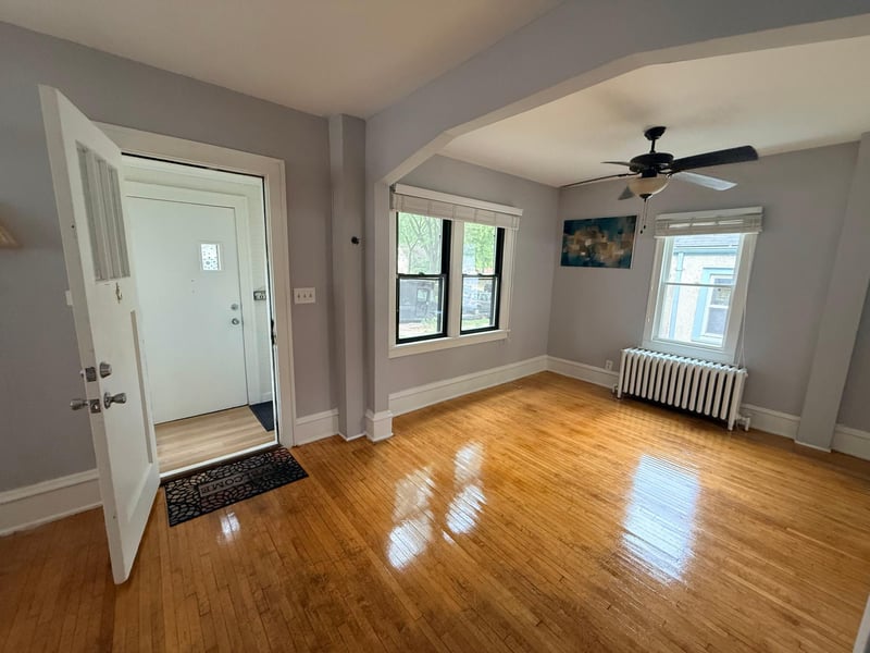 3346 Sheridan Ave N, Minneapolis, MN 55412
