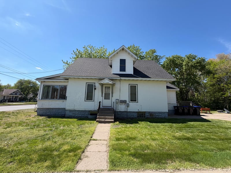 313 E Broadway St, Monticello, MN 55362