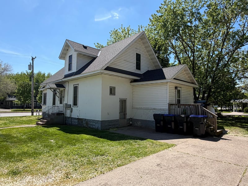 313 E Broadway St, Monticello, MN 55362