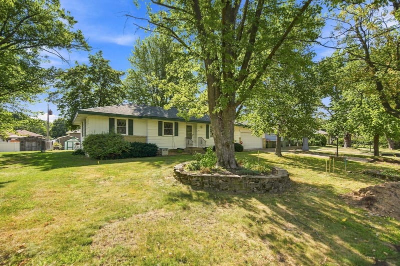 10565 Madison St NE, Blaine, MN 55434