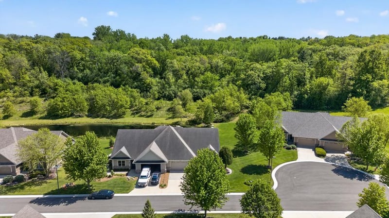 3850 Patio Ln SW, Rochester, MN 55902