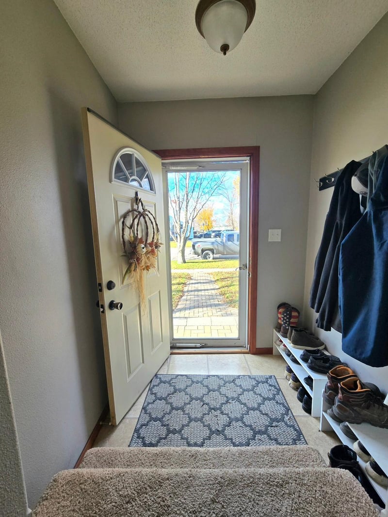 337 2nd Ave E, Halstad, MN 56548