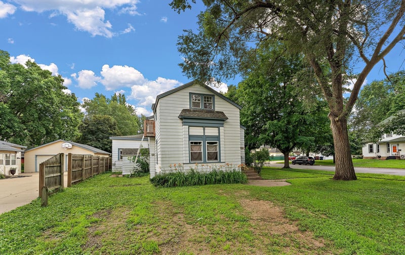 600 Oak St, Farmington, MN 55024