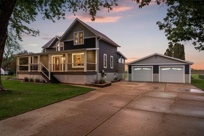 215 5th Ave NE, Blooming Prairie, MN 55917