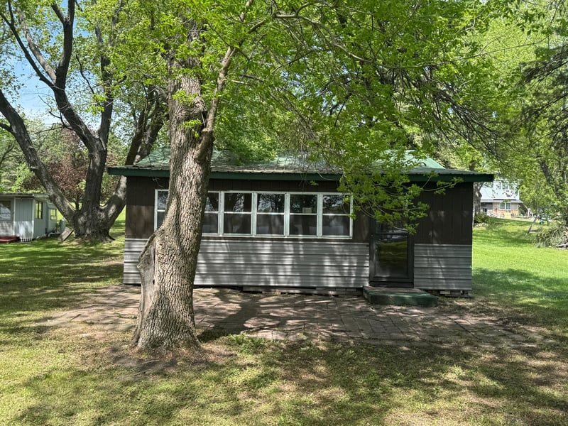 31510 Landing Dr, Dent, MN 56528