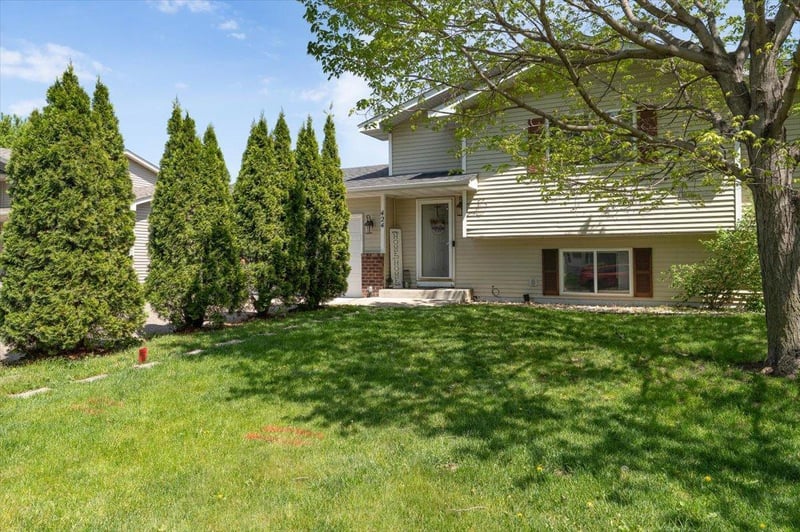 424 Wagon Wheel Cir, Buffalo, MN 55313