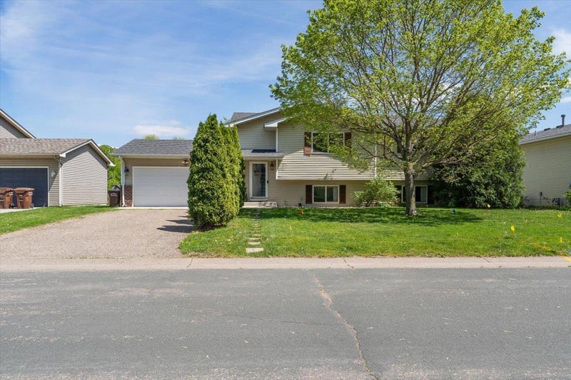 424 Wagon Wheel Cir, Buffalo, MN 55313