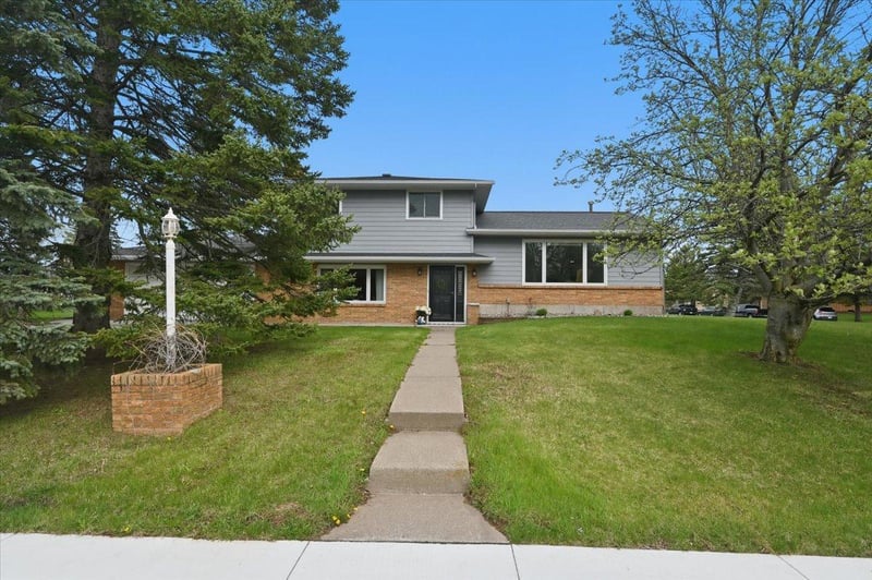 2240 Catlin Ave, Superior, WI 54880